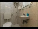 Apartmani Mil - 80m from the sea A1(4+1), A2(2) Sevid - Rivijera Trogir   - Apartman - A1(4+1): kupaonica s toaletom