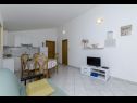 Apartmani Mil - 80m from the sea A1(4+1), A2(2) Sevid - Rivijera Trogir   - Apartman - A2(2): kuhinja i blagovaonica