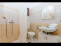 Apartmani Bosiljka - by the sea: A1(5), A2(5), SA3(2) Sevid - Rivijera Trogir   - Studio apartman - SA3(2): kupaonica s toaletom