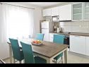 Apartmani Garden - sea view: A1(4) Sevid - Rivijera Trogir   - Apartman - A1(4): kuhinja i blagovaonica