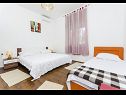 Apartmani Rome - 70 m from sea: A1(6) Trogir - Rivijera Trogir   - Apartman - A1(6): spavaća soba