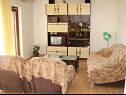 Apartmani Tone - spacious and comfortable: A1 zuti(5+2), A2 plavi(5+2) Trogir - Rivijera Trogir   - Apartman - A1 zuti(5+2): dnevni boravak