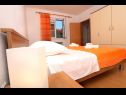 Apartmani Davorka - 50m from the sea A1(2+2), A2(2+2) Trogir - Rivijera Trogir   - Apartman - A2(2+2): spavaća soba