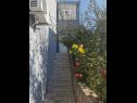 Apartmani Marija - 10m from beach: A1(4+1), A2(6), A3(6+2) Trogir - Rivijera Trogir   - stubište