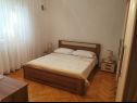 Apartmani Marija - 10m from beach: A1(4+1), A2(6), A3(6+2) Trogir - Rivijera Trogir   - Apartman - A2(6): spavaća soba