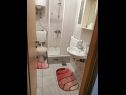 Apartmani Marija - 10m from beach: A1(4+1), A2(6), A3(6+2) Trogir - Rivijera Trogir   - Apartman - A3(6+2): kupaonica s toaletom