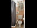 Apartmani Natad - sea view : A1(4) Vinišće - Rivijera Trogir   - Apartman - A1(4): kupaonica s toaletom
