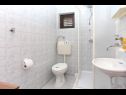Kuća za odmor Marcelo - with terrace : H(5+3) Vinišće - Rivijera Trogir  - Hrvatska - H(5+3): kupaonica s toaletom