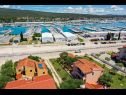 Apartmani Vesna - 200 m from beach A1(2), SA2(2), A3(2) Bibinje - Rivijera Zadar   - vegetacija (kuća i okolica)