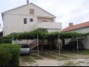 Apartmani Slava - private parking: A1(6+1) Nin - Rivijera Zadar   - kuća