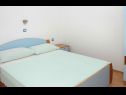 Apartmani VINK - 80 m from beach A2(4), A3(4), A4(4) Vir - Rivijera Zadar   - Apartman - A3(4): spavaća soba