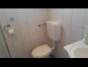 Apartmani Vanja - terrace & BBQ A1(4+2), A2(4+1) Vir - Rivijera Zadar   - Apartman - A2(4+1): kupaonica s toaletom