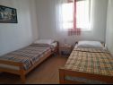 Apartmani Vanja - terrace & BBQ A1(4+2), A2(4+1) Vir - Rivijera Zadar   - Apartman - A2(4+1): spavaća soba