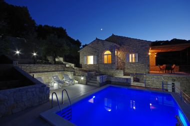 Kuća za odmor Tonko - open pool: H(4+1) Postira - Otok Brač  - Hrvatska