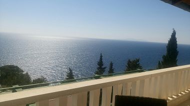 Apartmani Dragomil - beautiful sea view: A1 (4), B2 (3), C3 (4), D4 (2) Sveta Nedjelja - Otok Hvar  