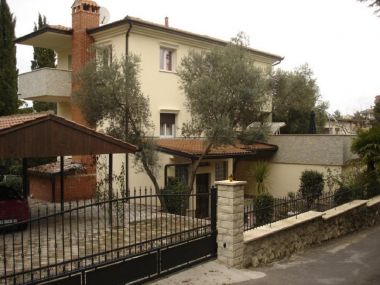 Apartmani Ena - with free private parking: A1-ANTHEA(2+2), A2-FLOKI(2+2) Rovinj - Istra  