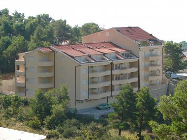 Apartmani Suzi - beautiful view and cosy: A1 crvena kuhinja(2+2), A2(2+2) Baška Voda - Rivijera Makarska  