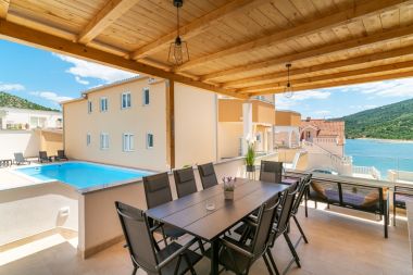 Apartmani Lux 1 - heated pool: A1(4), A4(4) Marina - Rivijera Trogir  
