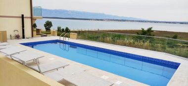 Apartmani Dragi - with pool: A2(4), A3(4), A4(4), A6(2) Nin - Rivijera Zadar  