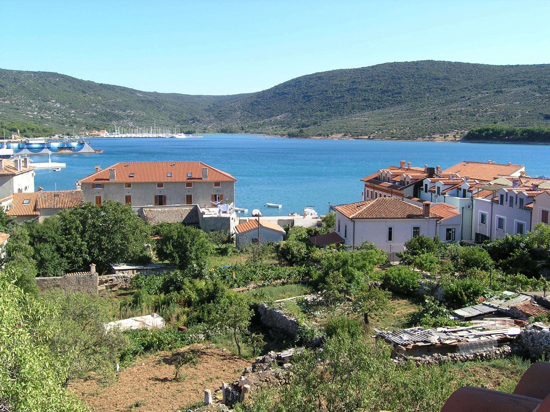 Apartmani Mici 1 - great location and relaxing: A1(4+2) , SA2(2) Cres - Otok Cres  